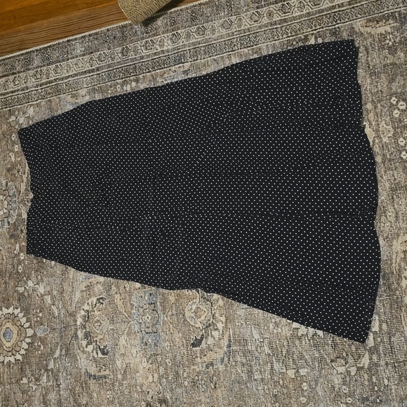 Skirt - Picture 1 of 1